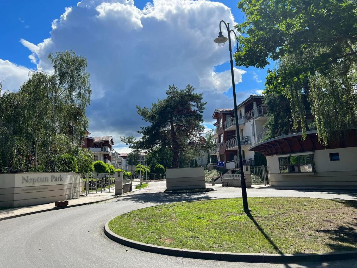 Neptun Park Apartament - 100 M Od Plazy 그단스크 외부 사진